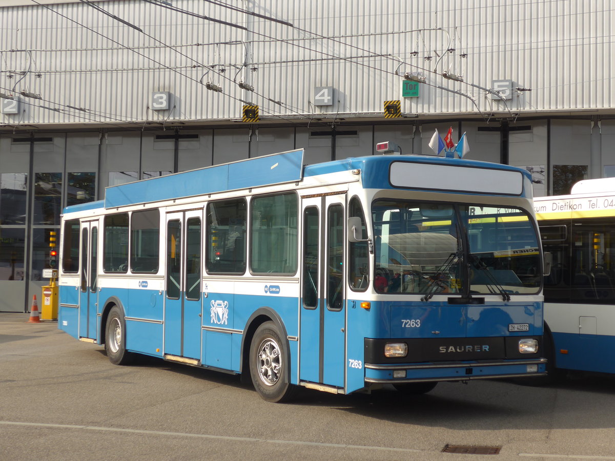 (183'665) - VBZ Zrich - Nr. 7263/ZH 42'272 - Saurer/R&J (ex Nr. 473; ex Nr. 9017; ex Nr. 263) am 20. August 2017 in Zrich, Garage Hardau 