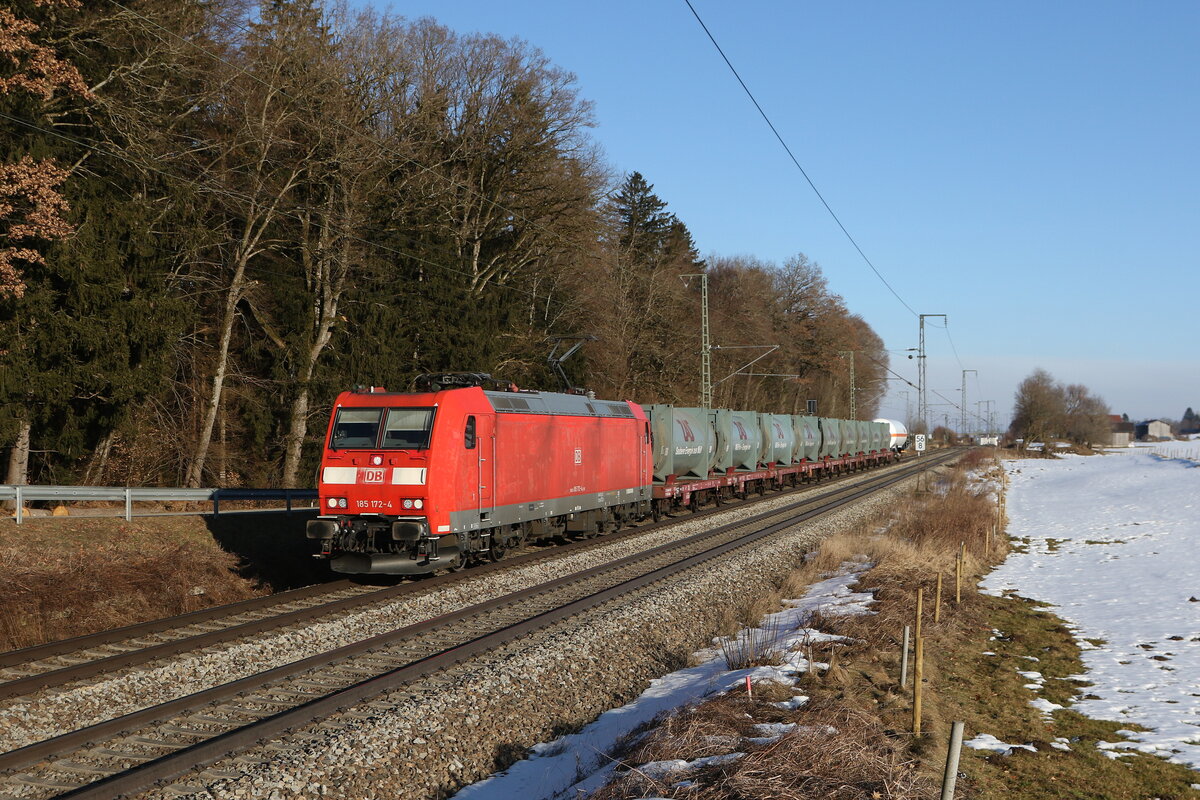 185 172 mit einem M�llzug aus Freilassing kommend am 30. Januar 2026 bei Hufschlag.