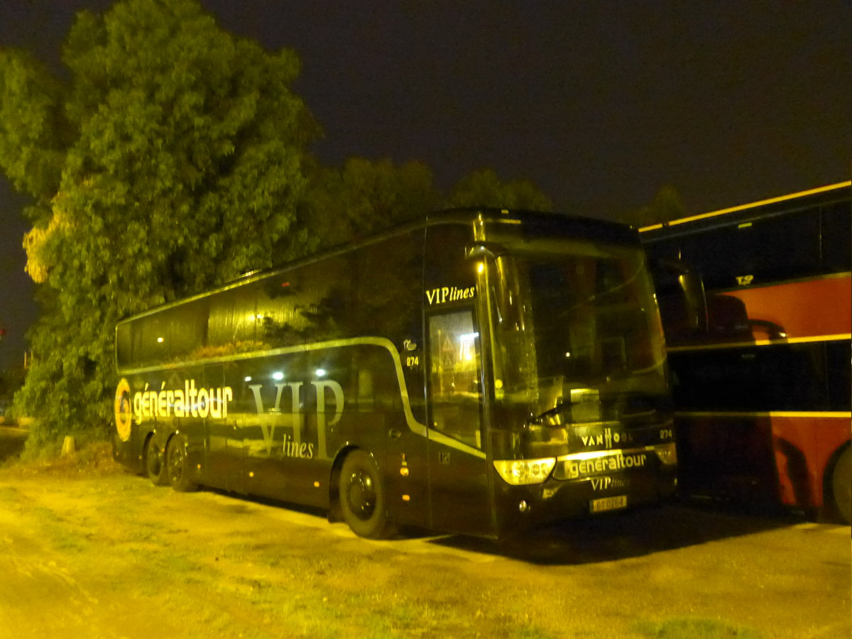 (185'216) - Aus Luxemburg: Gnraltour, Luxembourg - Nr. 274/GT 0264 - Van Hool am 25. September 2017 in Roses, Carparkplatz