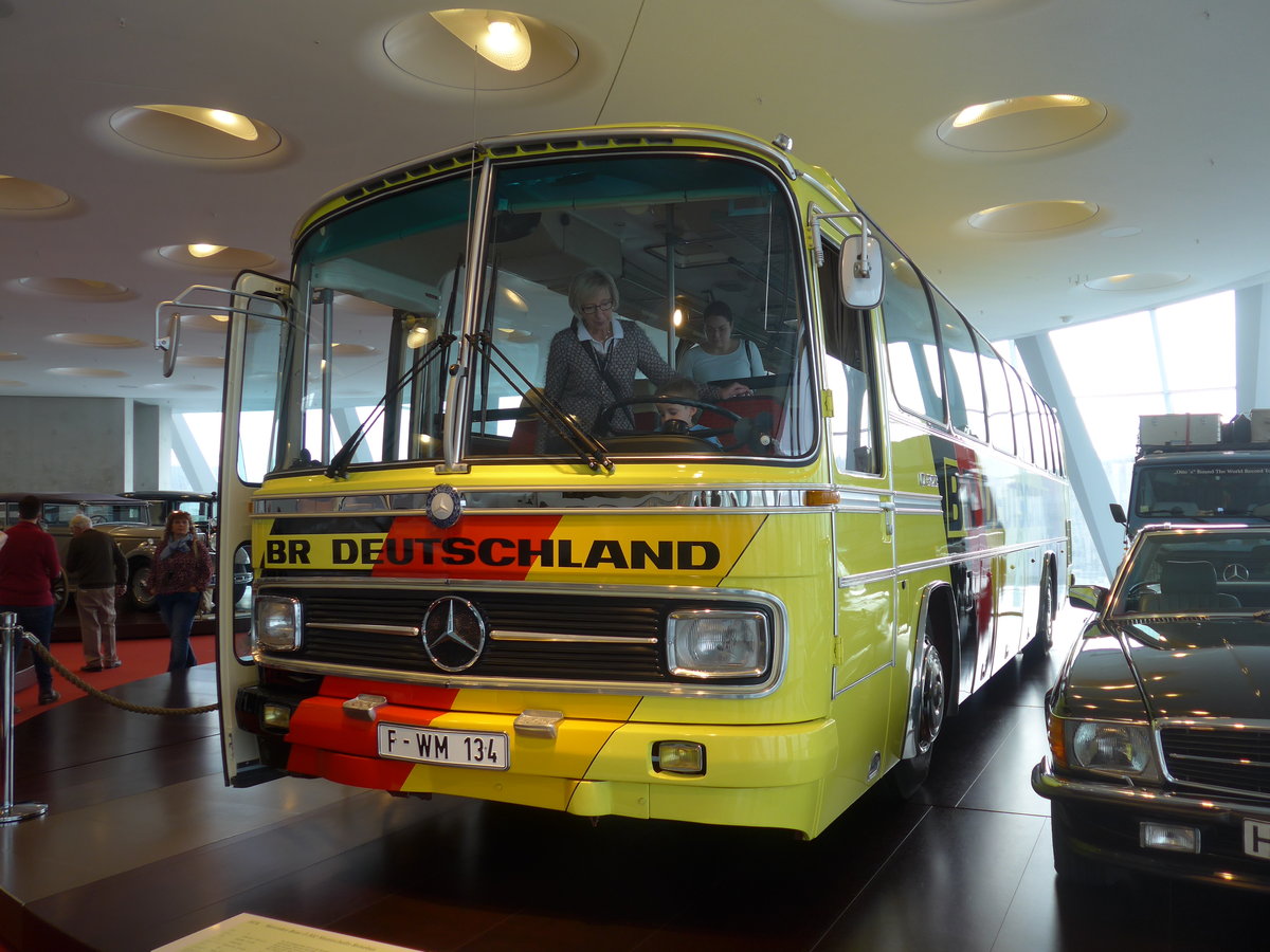 (186'442) - BR Deutschland - F-WM 134 - Mercedes am 12. November 2017 in Stuttgart, Mercedes-Benz Museum (Nachbildung)