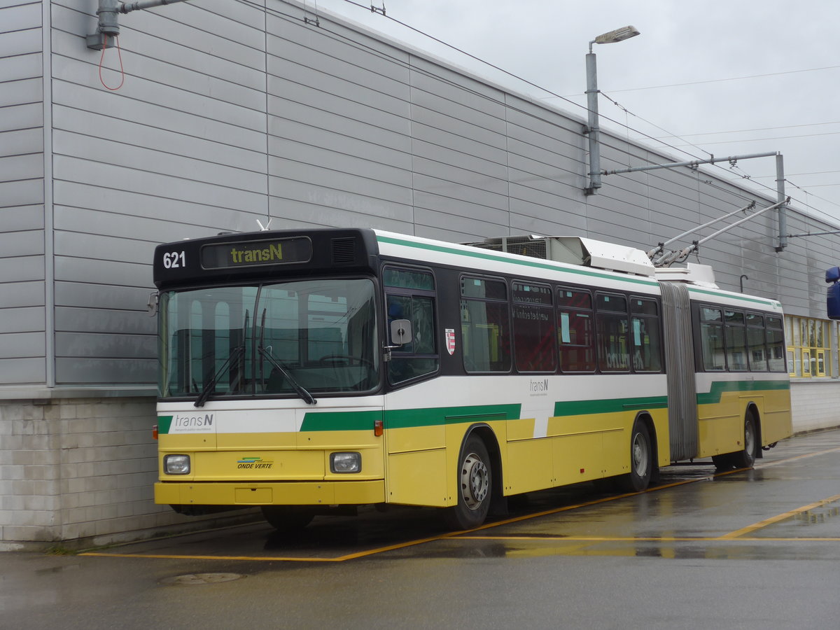 (186'680) - transN, La Chaux-de-Fonds - Nr. 621 - NAW/Hess Gelenktrolleybus (ex TN Neuchtel Nr. 121) am 25. November 2017 in Marin, Dpt