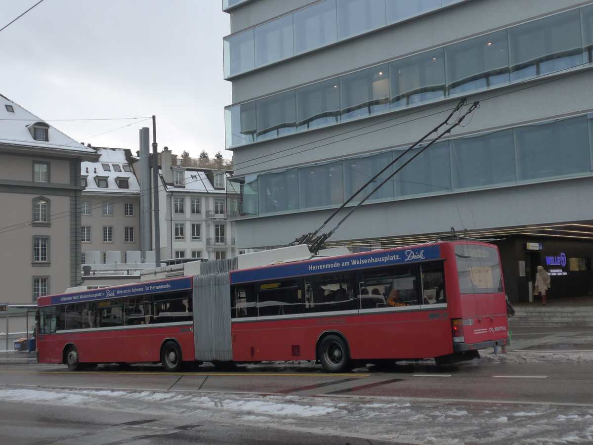 (187'086) - Brnmobil, Bern - Nr. 2 - NAW/Hess Gelenktrolleybus am 18. Dezember 2017 in Bern, Schanzenstrasse