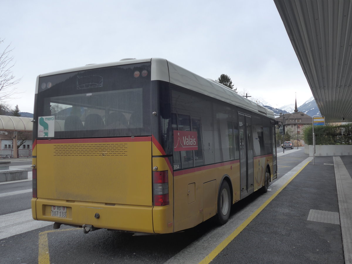 (188'012) - TPC Aigle - VS 107'133 - MAN/Gppel (ex VD 1261) am 20. Januar 2018 beim Bahnhof Monthey-Ville