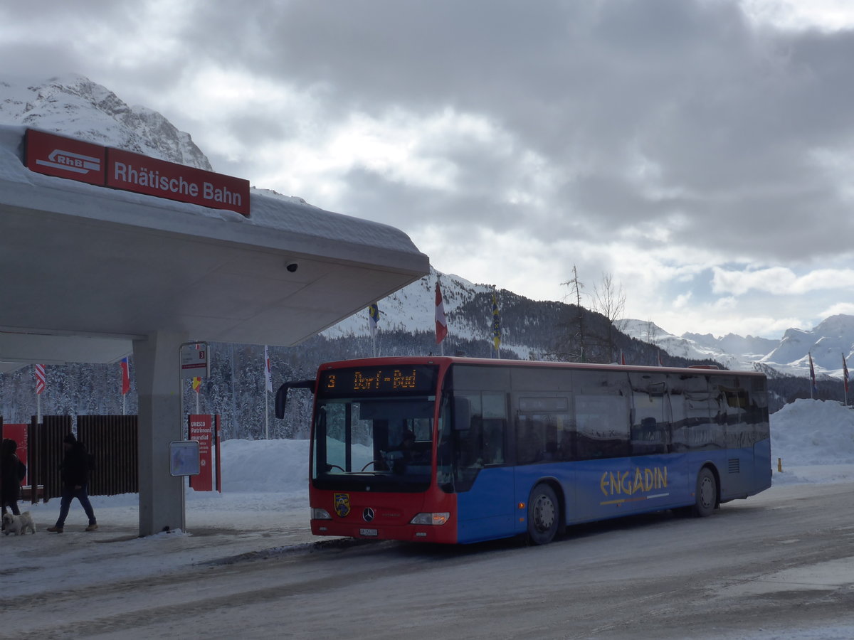 (188'168) - Chrisma, St. Moritz - GR 154'398 - Mercedes am 3. Februar 2018 beim Bahnhof St. Moritz