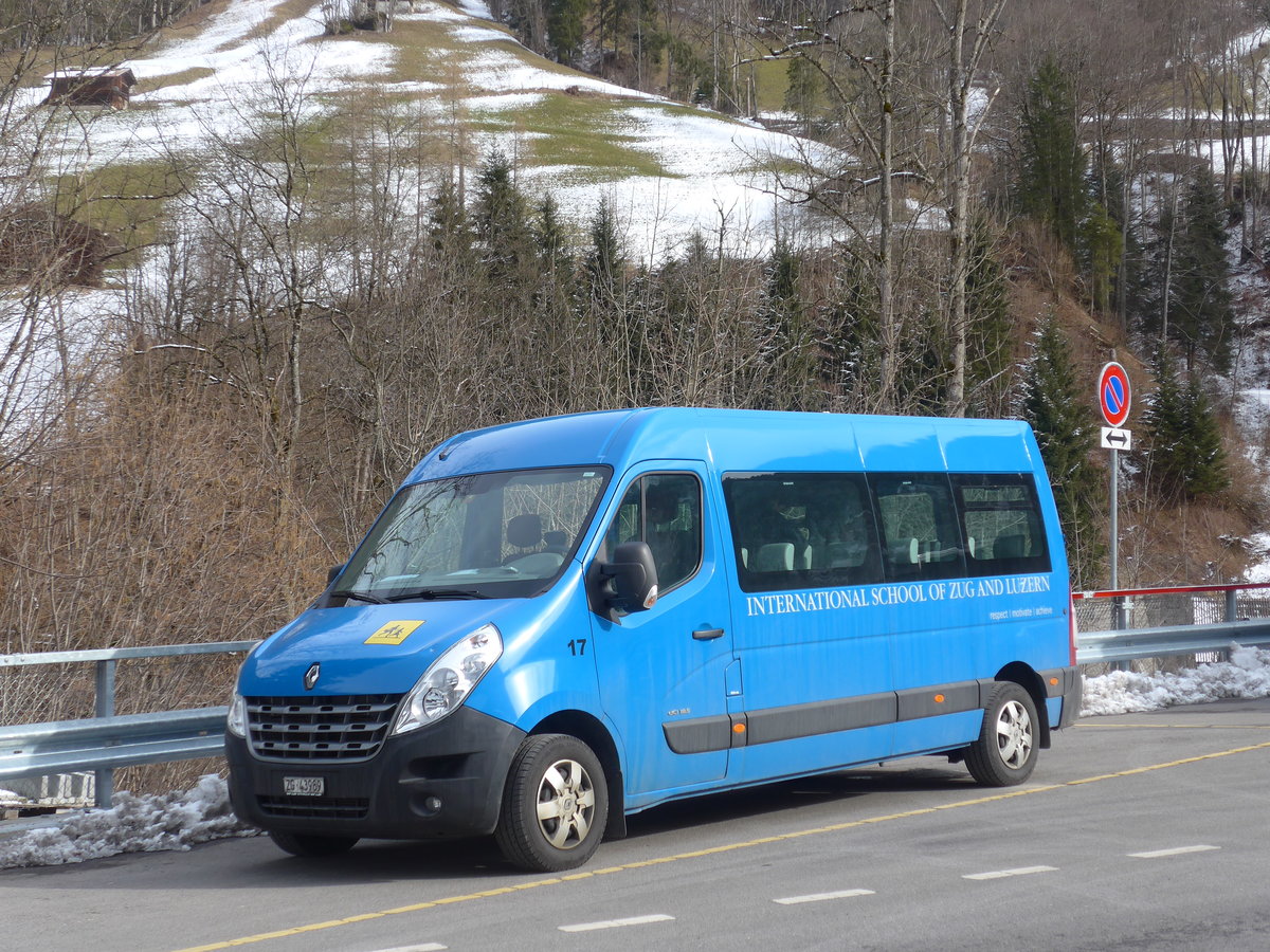 (188'260) - ISOCS, Baar - Nr. 17/ZG 43'989 - Renault am 5. Februar 2018 in Lauterbrunnen, Parkhaus