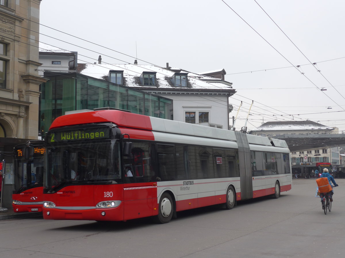 (188'333) - SW Winterthur - Nr. 180 - Solaris Gelenktrolleybus am 8. Februar 2018 beim Hauptbahnhof Winterthur