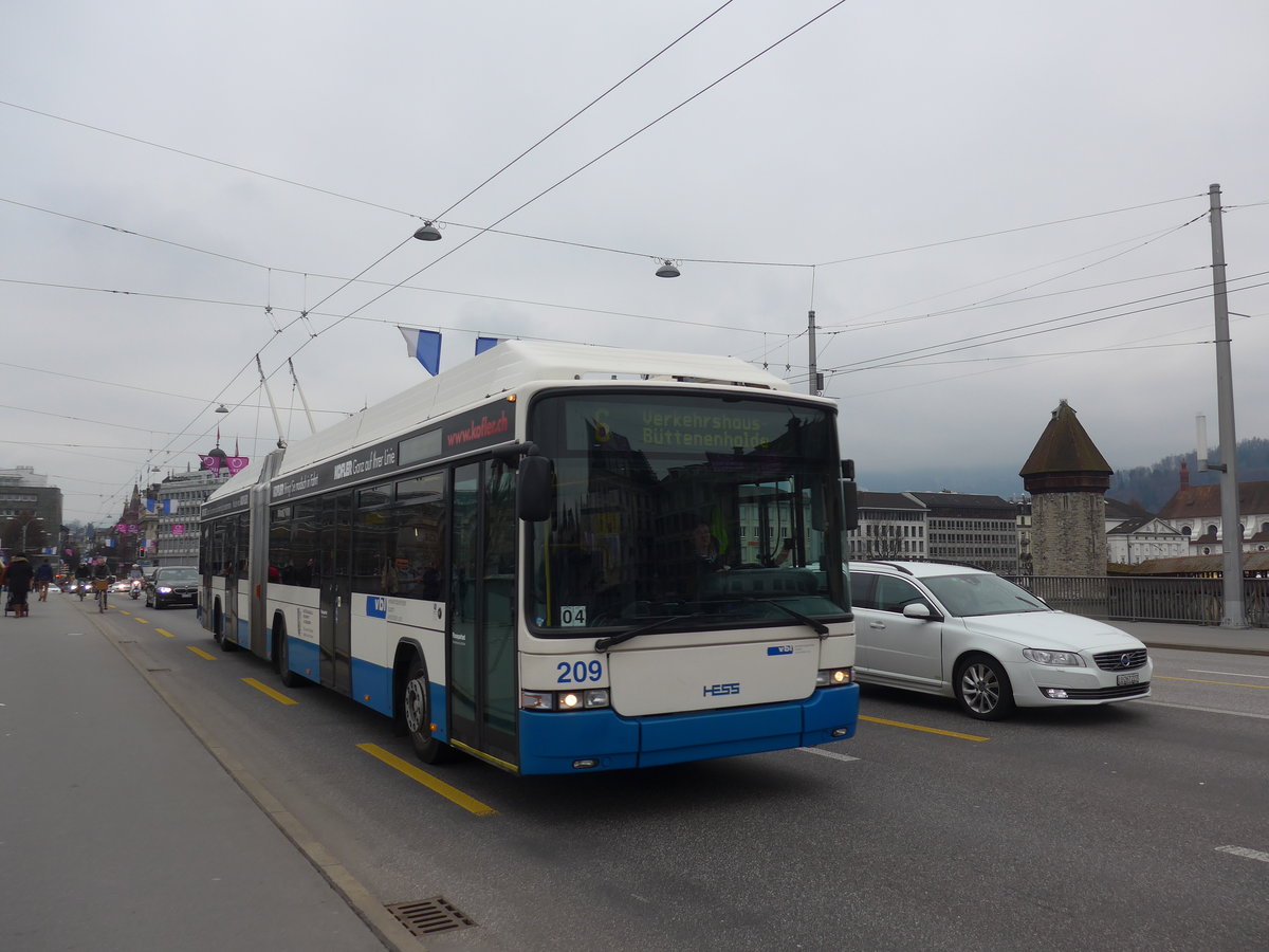 (189'365) - VBL Luzern - Nr. 209 - Hess/Hess Gelenktrolleybus am 17. Mrz 2018 in Luzern, Bahnhofbrcke