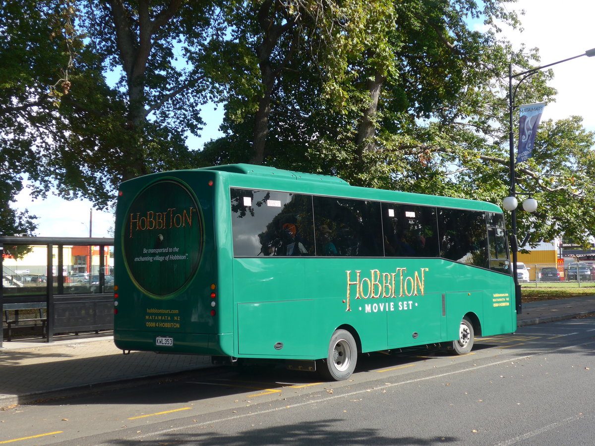 (190'831) - Hobbiton, Matamata - Nr. 11/KWL353 - Isuzu am 22. April 2018 in Matamata