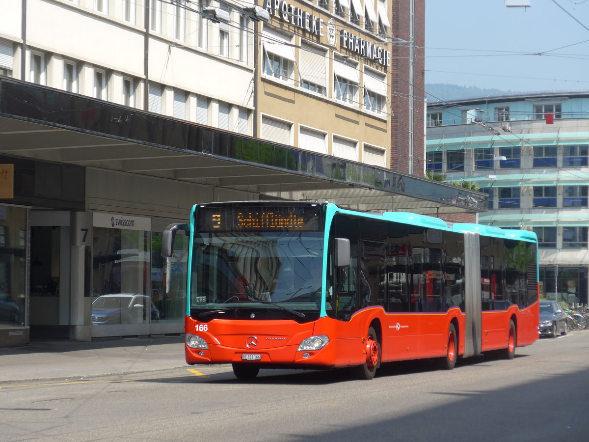 (192'814) - VB Biel - Nr. 166/BE 821'166 - Mercedes am 6. Mai 2018 beim Bahnhof Biel