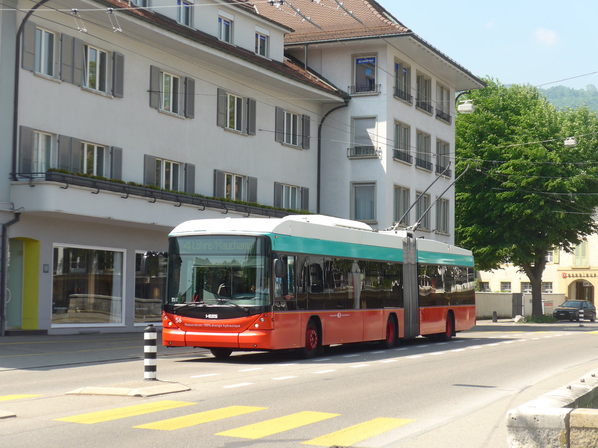 (192'874) - VB Biel - Nr. 56 - Hess/Hess Gelenktrolleybus am 6. Mai 2018 beim Bahnhof Nidau