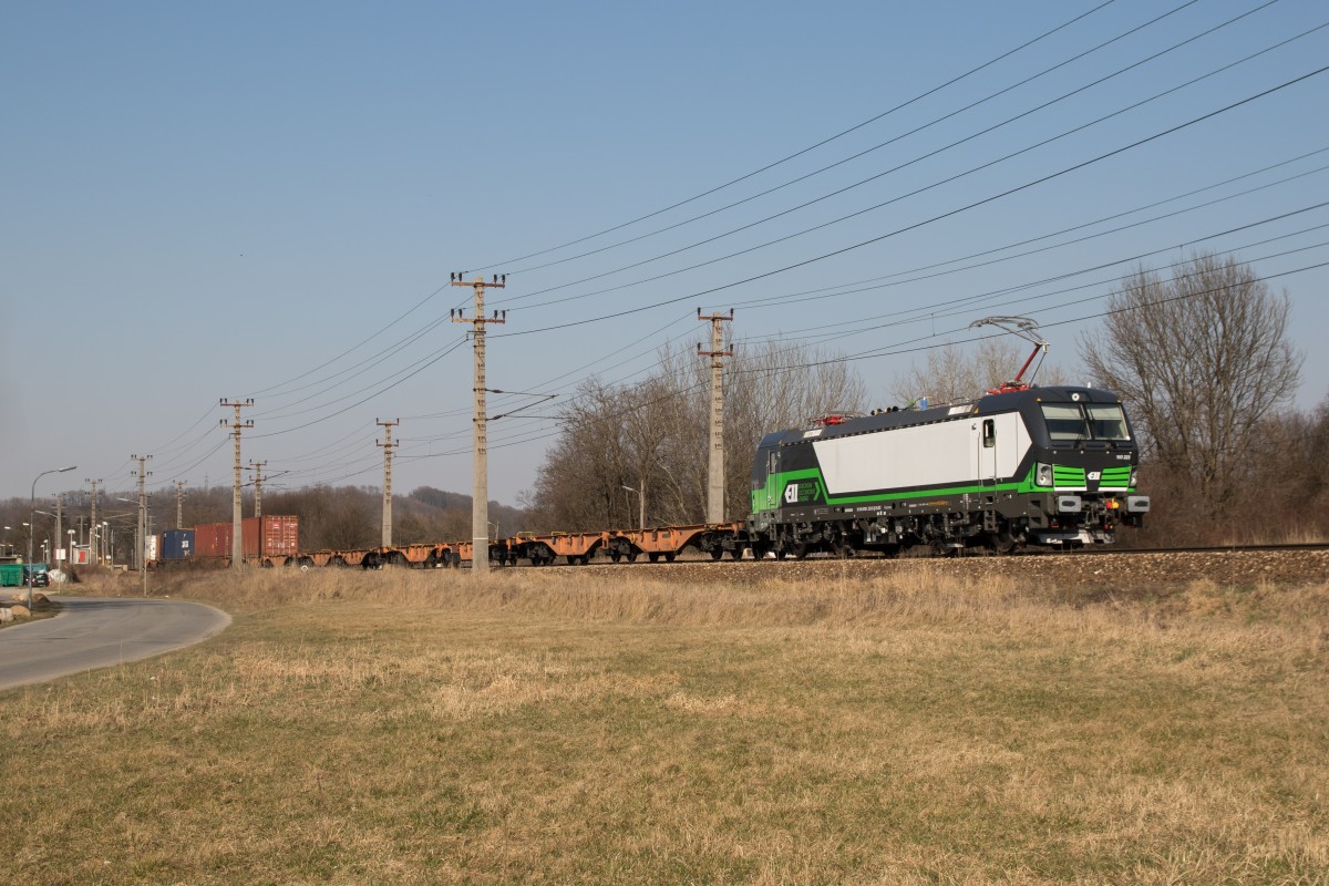 193 223 konnten wir am 18. M�rz 2015 vor St. P�lten ablichten.