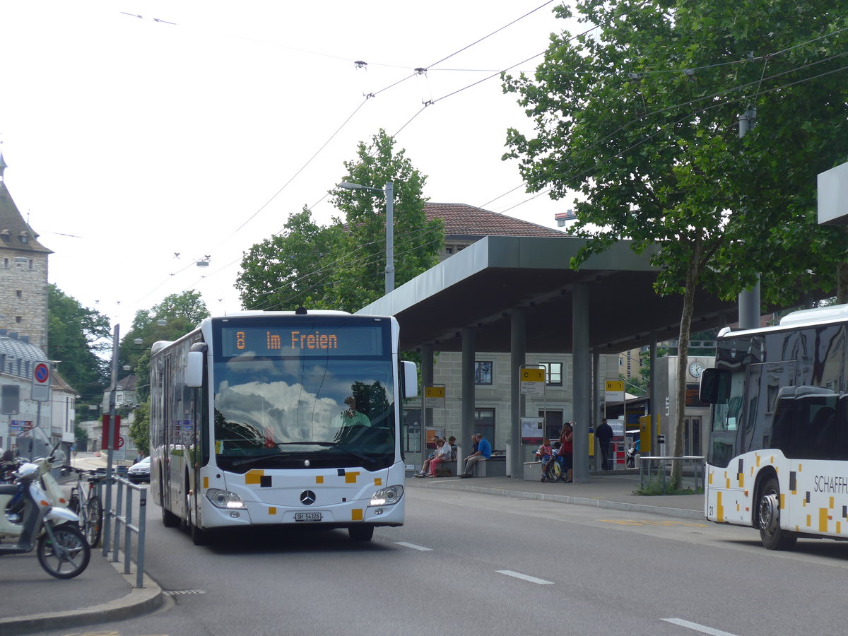 (193'932) - SB Schaffhausen - Nr. 26/SH 54'326 - Mercedes am 10. Juni 2018 beim Bahnhof Schaffhausen