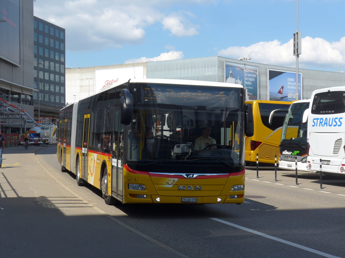 (194'271) - PostAuto Zrich - ZH 340/ZH 466'199 - MAN am 18. Juni 2018 in Zrich, Flughafen