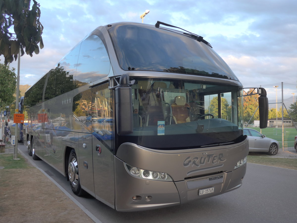 (195'802) - Grter, Hochdorf - Nr. 8/LU 15'748 - Neoplan am 11. August 2018 in Thun, Strandbad