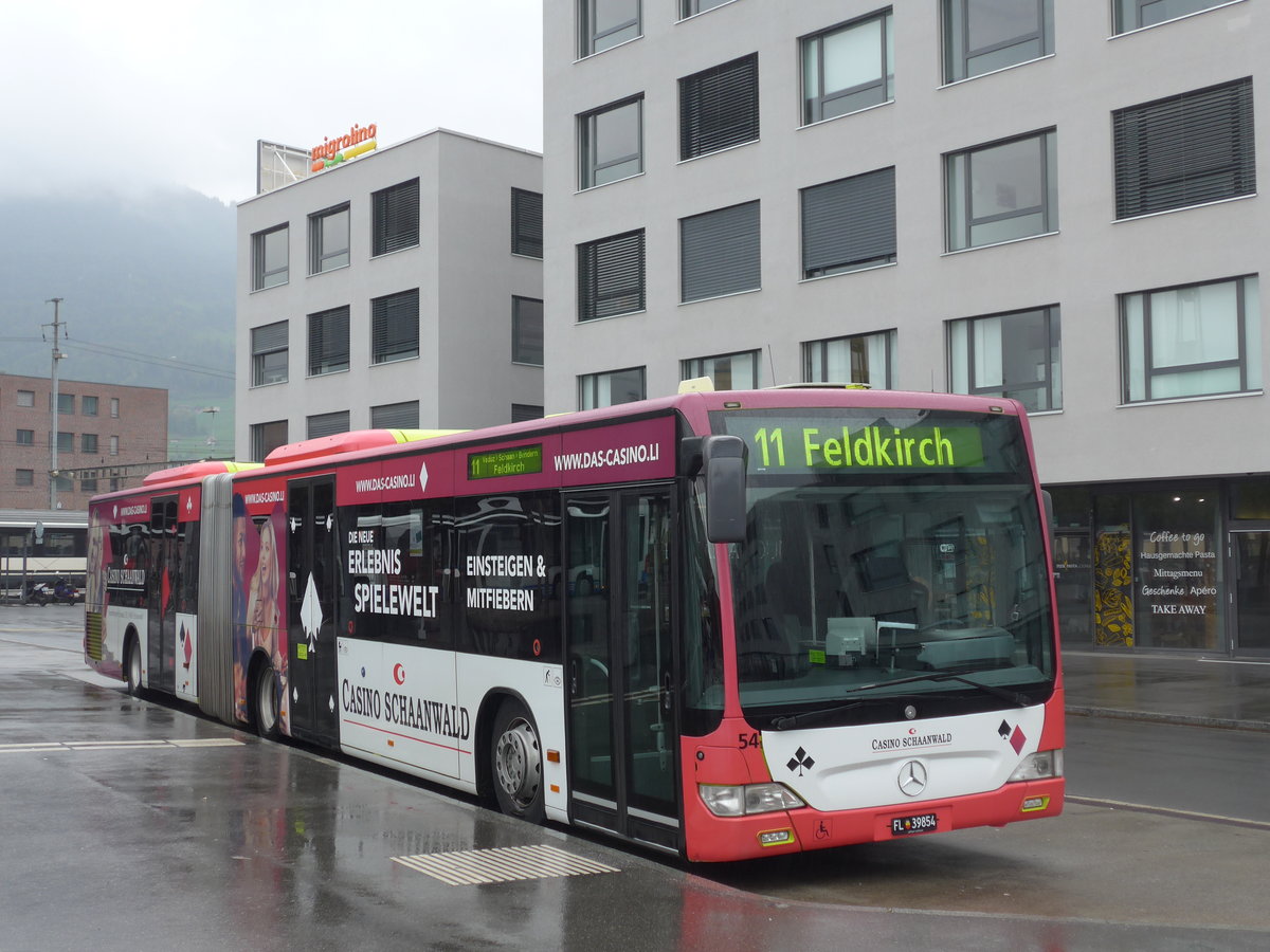 (196'347) - Aus Liechtenstein: LBA Vaduz - Nr. 54/FL 39'854 - Mercedes am 1. September 2018 beim Bahnhof Sargans
