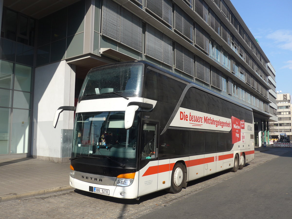 (198'370) - Aus Tschechien: Student Agency, Brno - 9B6 5210 - Setra am 17. Oktober 2018 in Nrnberg, Zentraler Busbahnhof