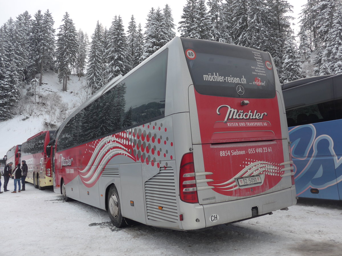 (200'736) - Mchler, Siebnen - SZ 5050 - Mercedes am 12. Januar 2019 in Adelboden, ASB