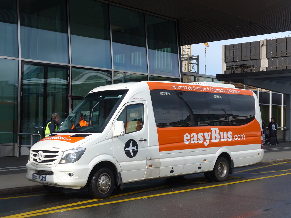 (202'284) - EasyBus - FB 317 LP - Mercedes am 11. Mrz 2019 in Genve, Aroport