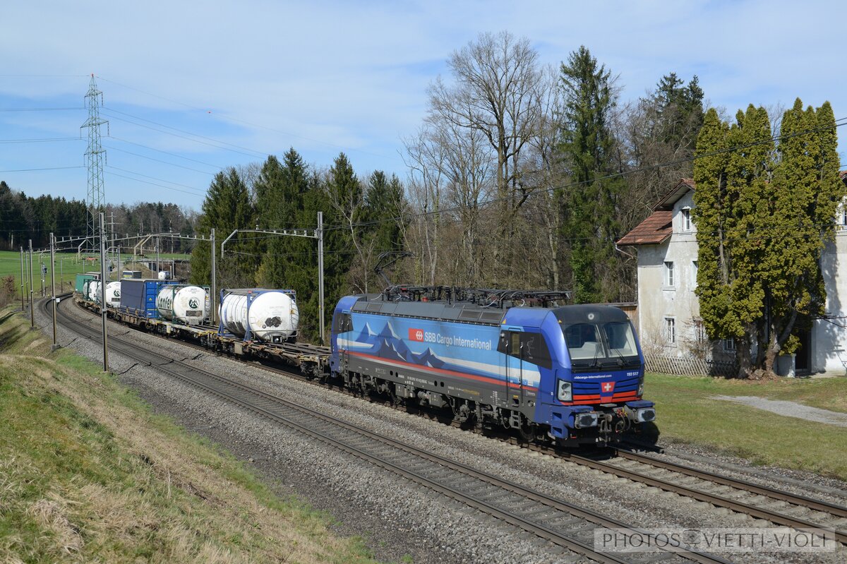 2023-03-16.SBB CFF FFS Cargo Mhlau
Locomotive lectrique Siemens Vectron Br 193 517 Adda

