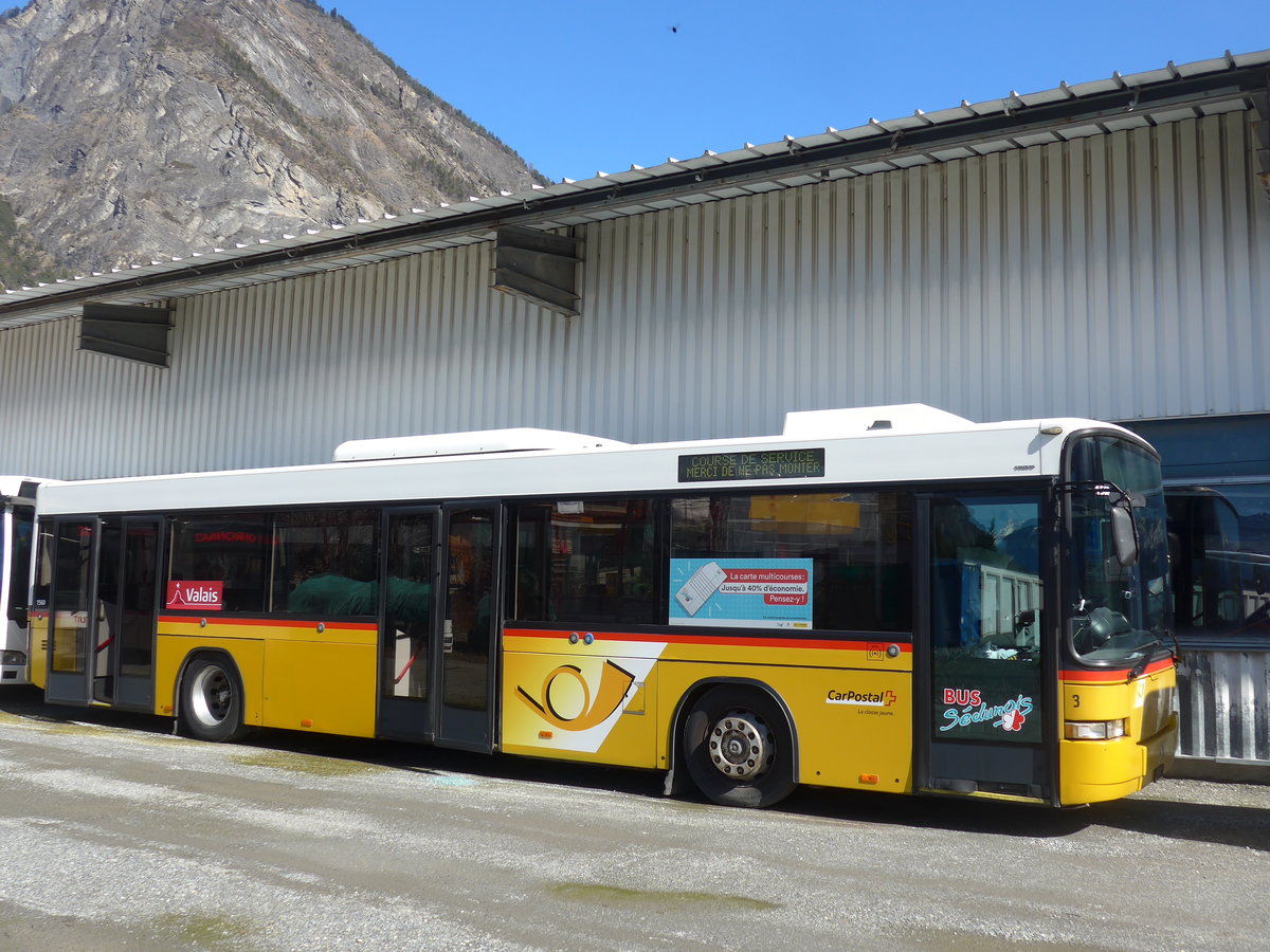 (202'392) - PostAuto Wallis - Nr. 3 - Volvo/Hess (ex PostAuto Bern Nr. 512; ex P 25'678) am 16. Mrz 2019 in Leytron, Garage Buchard