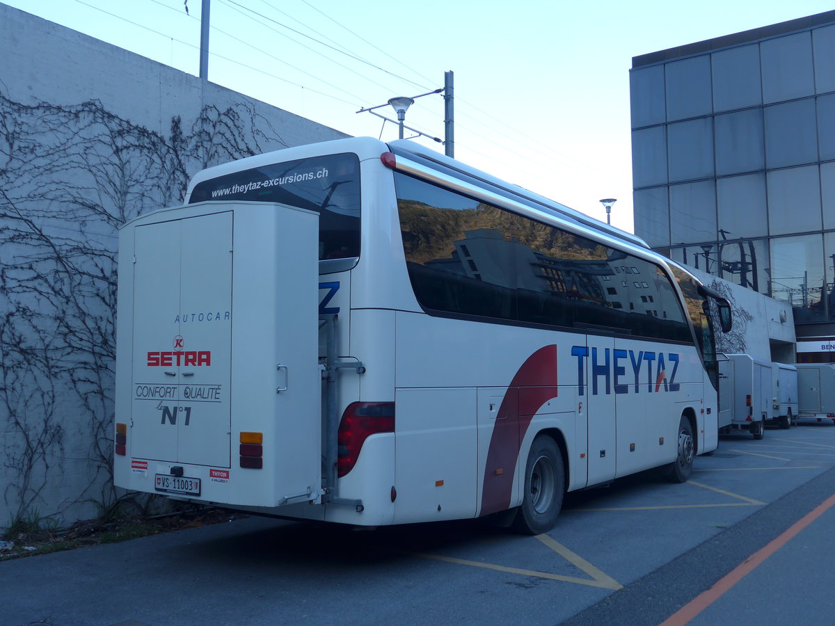 (202'441) - Theytaz, Sion - VS 11'003 - Setra am 16. Mrz 2019 beim Bahnhof Visp