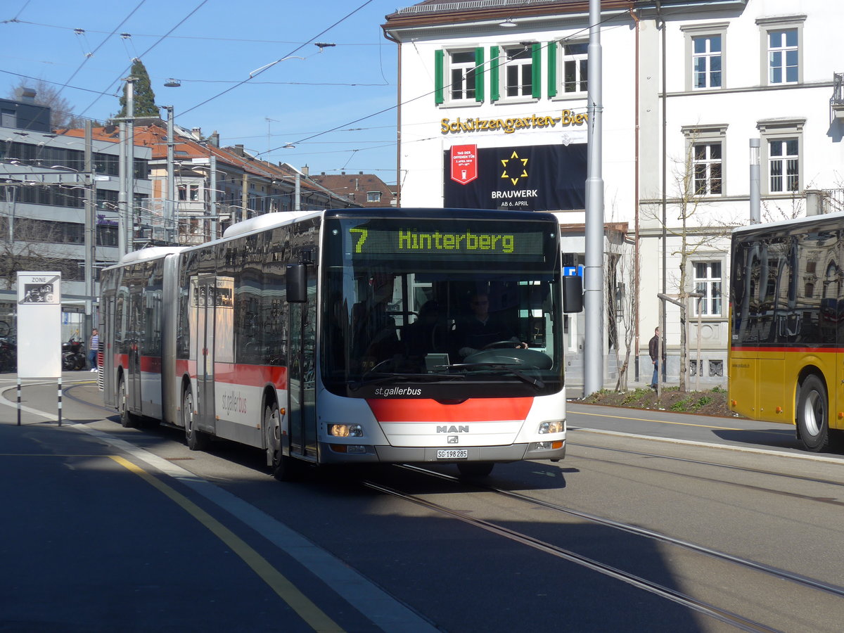 (202'731) - St. Gallerbus, St. Gallen - Nr. 285/SG 198'285 - MAN am 21. Mrz 2019 beim Bahnhof St. Gallen