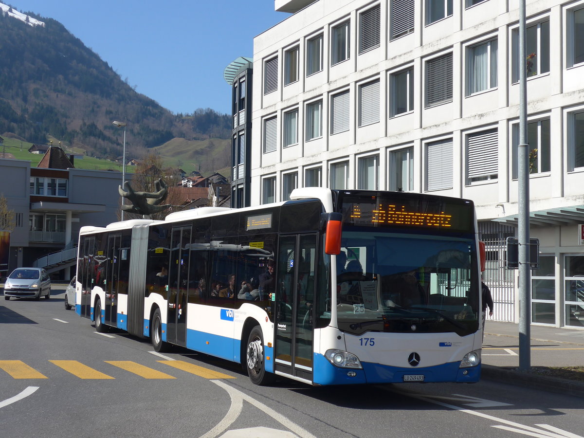 (203'300) - VBL Luzern - Nr. 175/LU 249'493 - Mercedes am 30. Mrz 2019 beim Bahnhof Stans