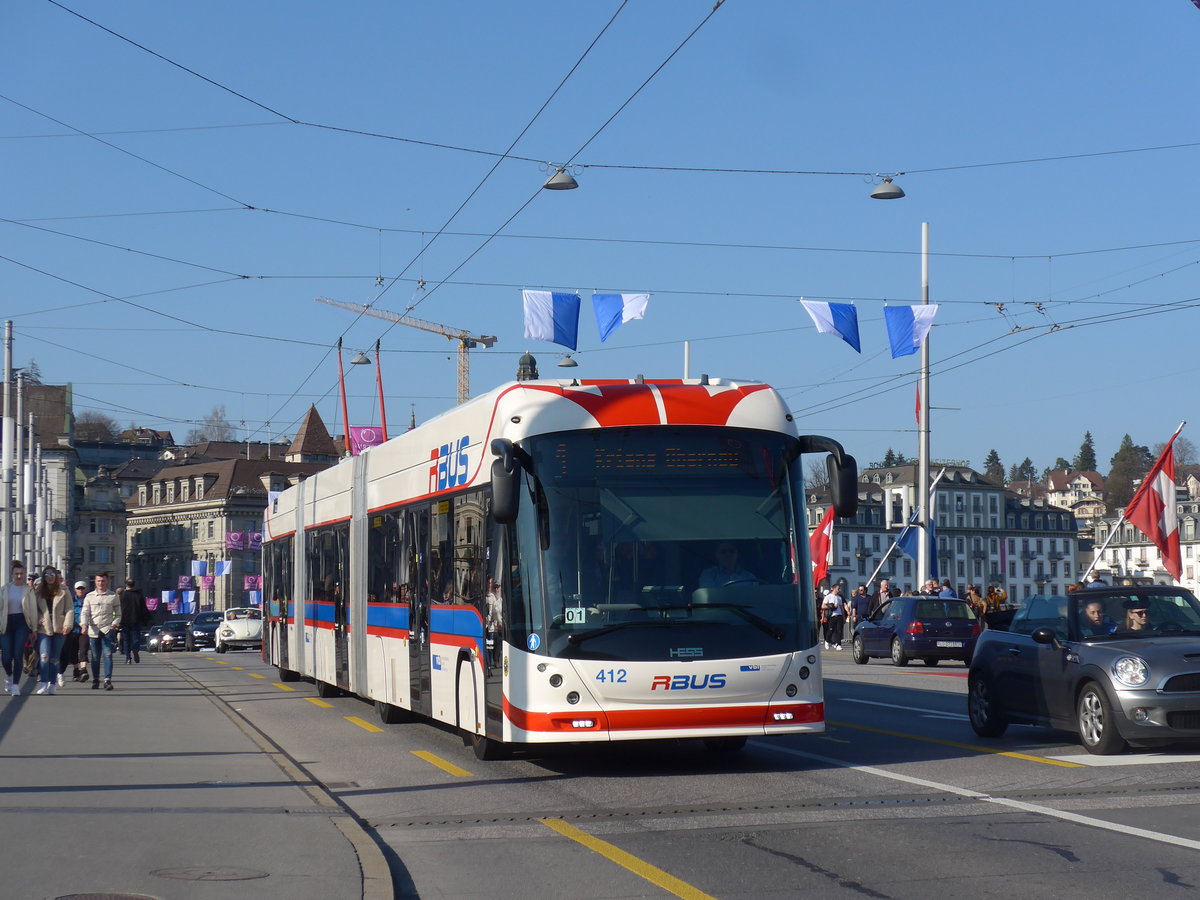 (203'356) - VBL Luzern - Nr. 412 - Hess/Hess Doppelgelenktrolleybus am 30. Mrz 2019 in Luzern, Bahnhofbrcke