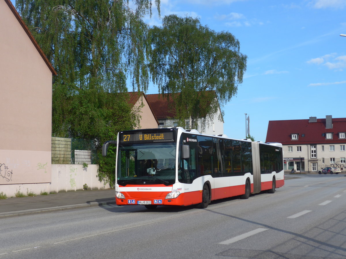 (204'877) - HHA Hamburg - Nr. 3832/HH-YB 3832 - Mercedes am 11. Mai 2019 in Hamburg, U-Bahnhof Billstedt