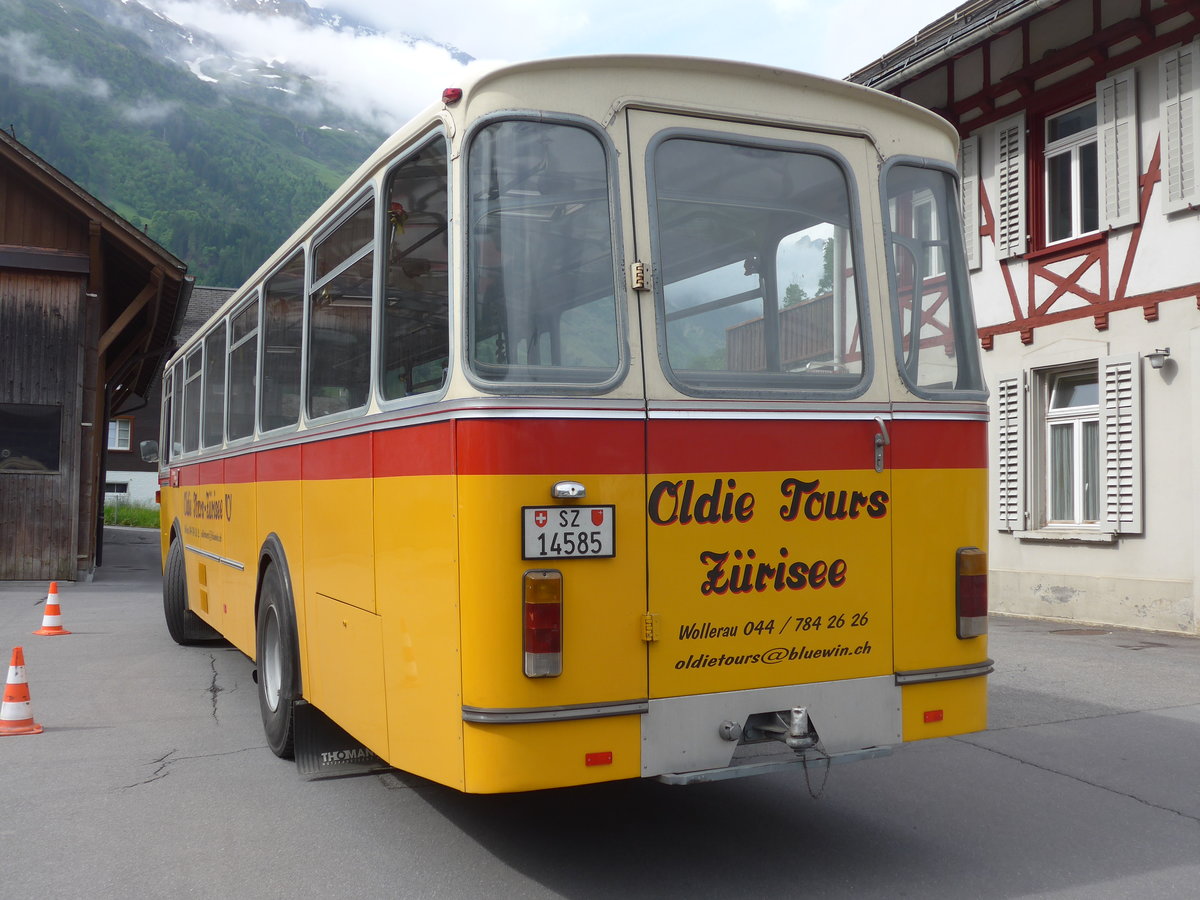 (206'280) - Oldie-Tours Zrisee, Wollerau - Nr. 15/SZ 14'585 - FBW/Hess am 15. Juni 2019 in Elm, Station