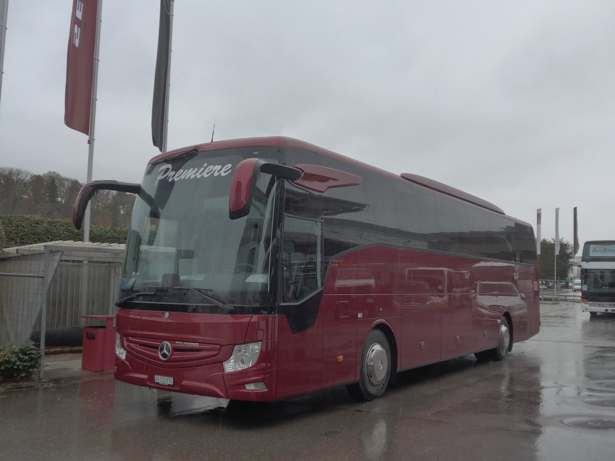 (210'793) - EvoBus, Kloten - ZH 722'974 - Mercedes am 8. November 2019 in Kloten, EvoBus