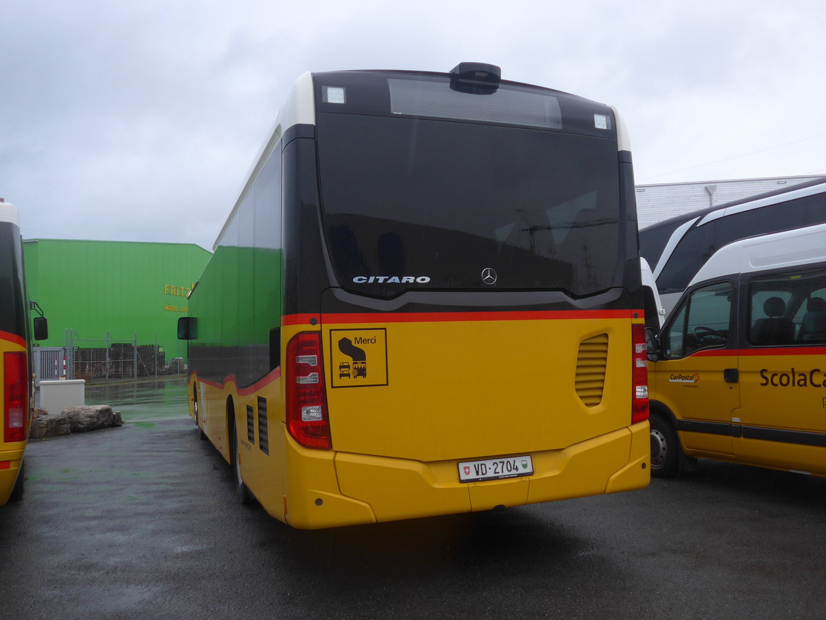 (213'039) - CarPostal Ouest - VD 2704 - Mercedes (ex TPB, Sdeilles) am 22. Dezember 2019 in Kerzers, Interbus