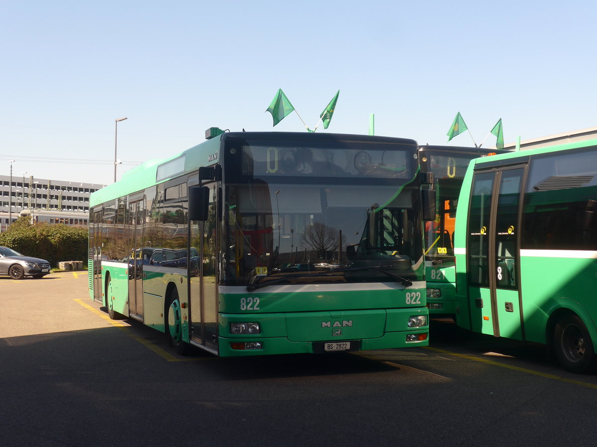 (215'736) - BVB Basel - Nr. 822/BS 2822 - MAN am 31. Mrz 2020 in Basel, Garage Rankstrasse