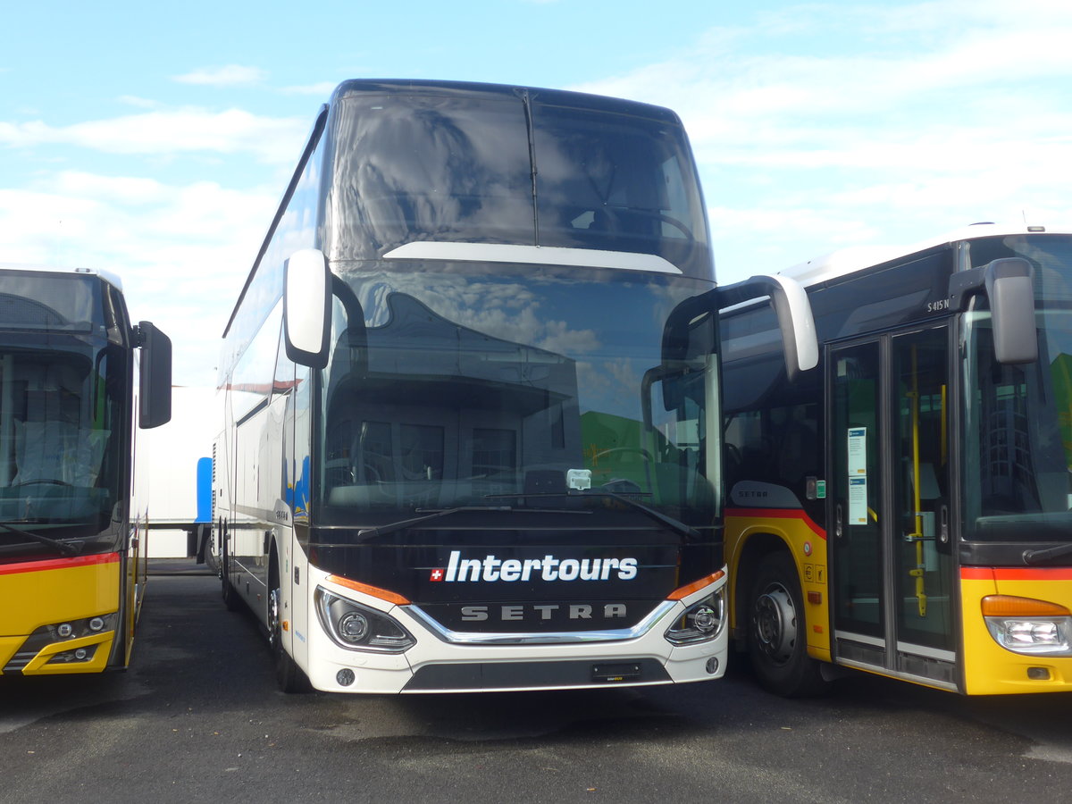 (216'907) - Intertours, Domdidier - Setra am 10. Mai 2020 in Kerzers, Interbus