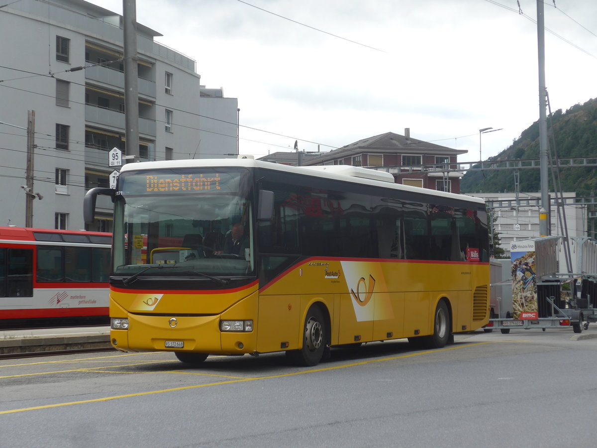 (217'667) - PostAuto Wallis - VS 372'648 - Irisbus am 7. Juni 2020 beim Bahnhof Brig