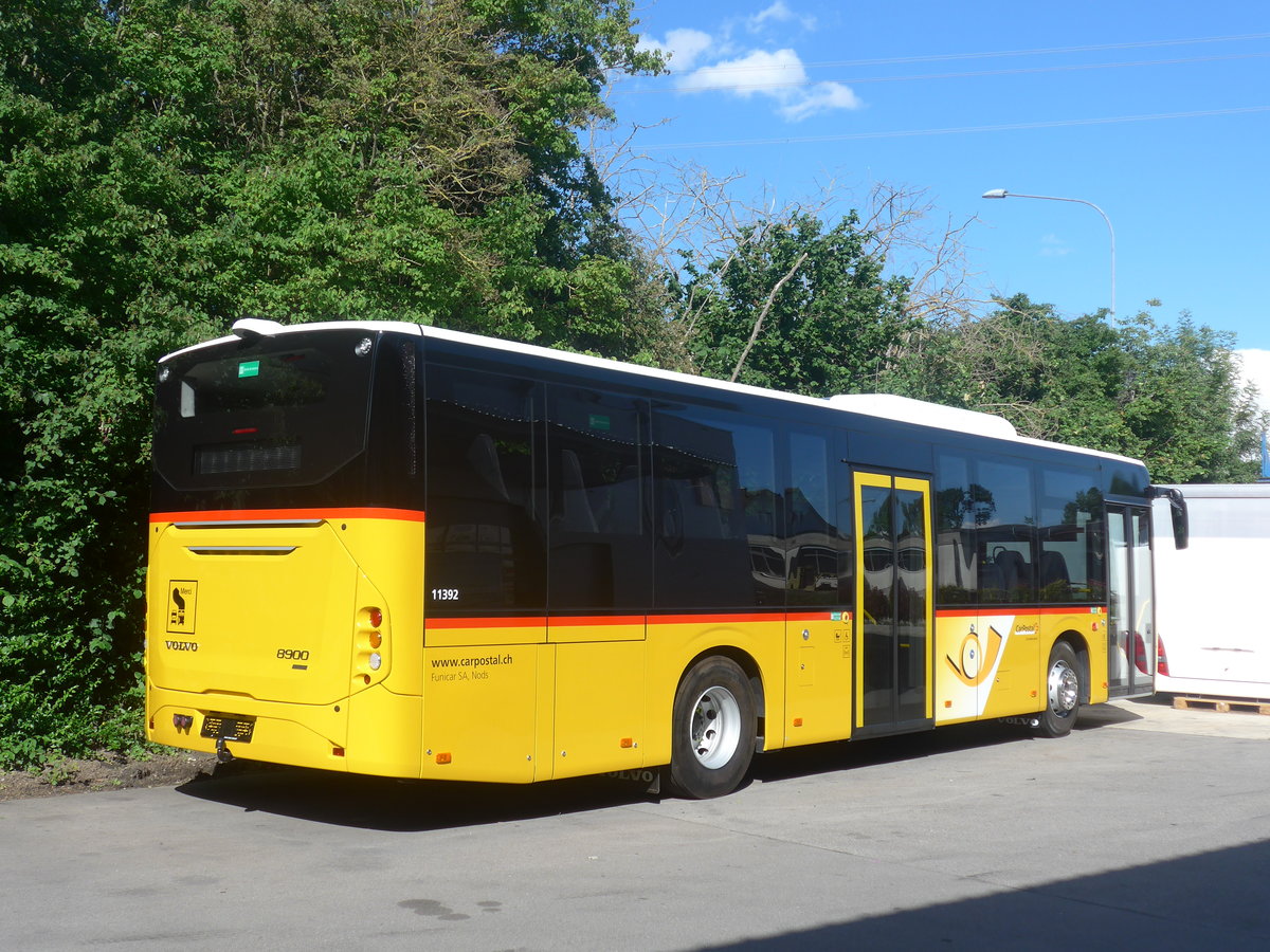 (218'153) - Funi-Car, Biel - PID 11'392 - Volvo am 27. Juni 2020 in Kerzers, Interbus