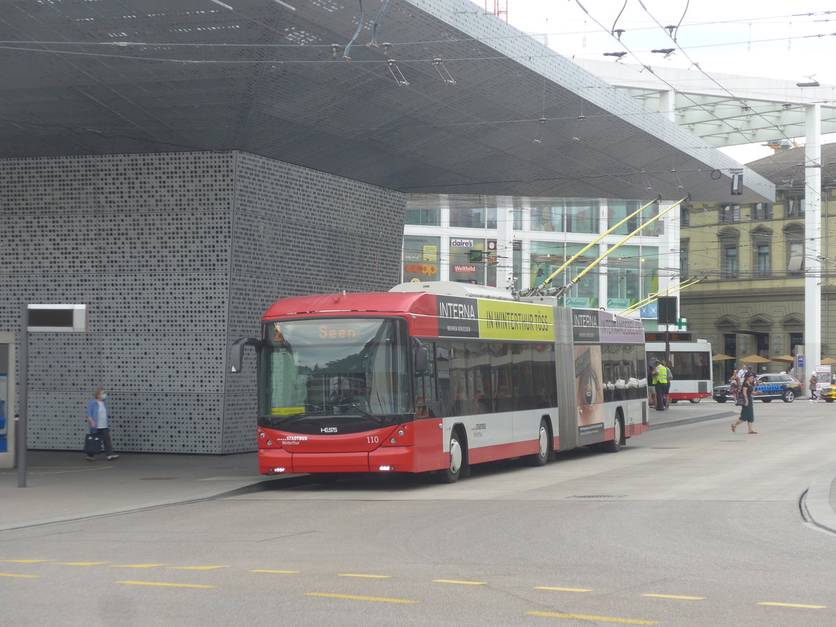 (218'269) - SW Winterthur - Nr. 110 - Hess/Hess Gelenktrolleybus am 28. Juni 2020 beim Hauptbahnhof Winterthur