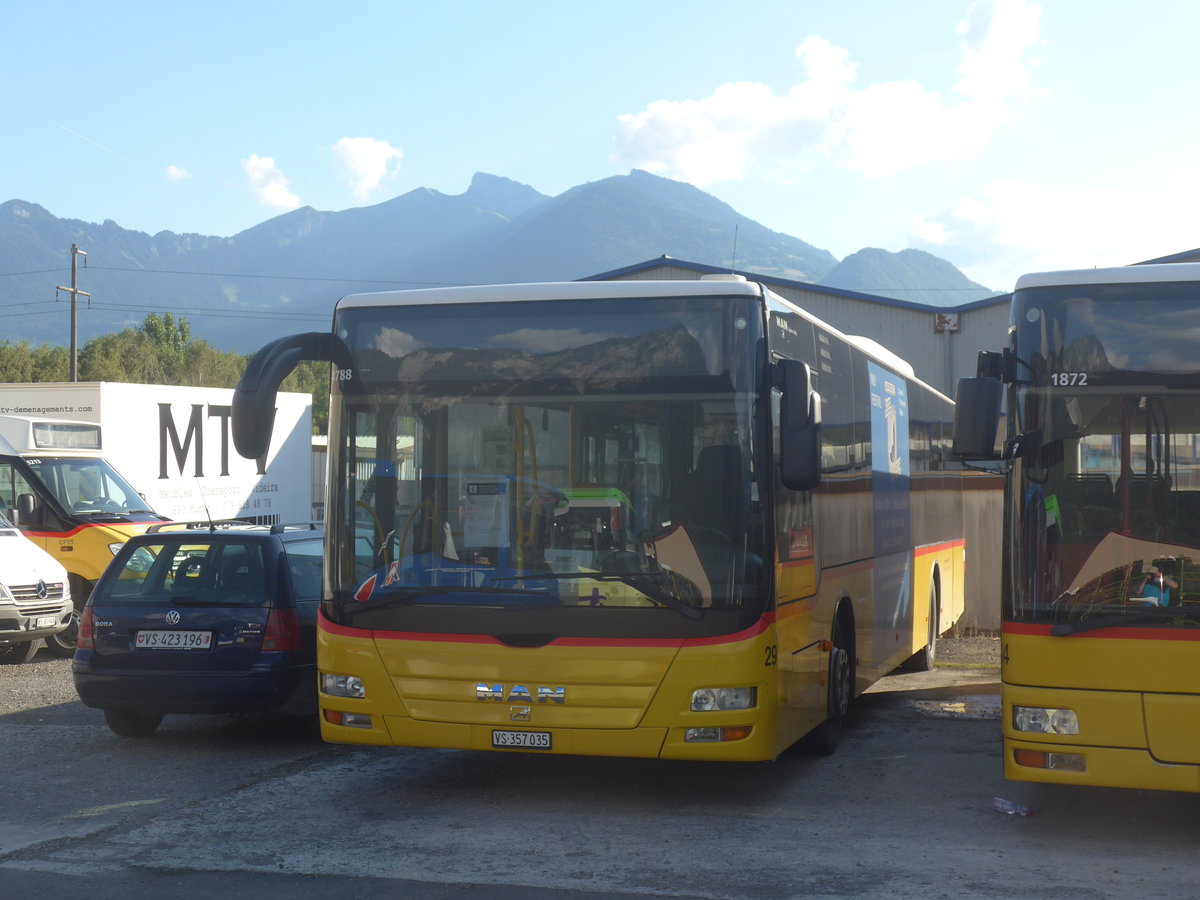 (218'956) - MOB Montreux - Nr. 29/VS 357'035 - MAN am 25. Juli 2020 in Collombey, Garage TPC