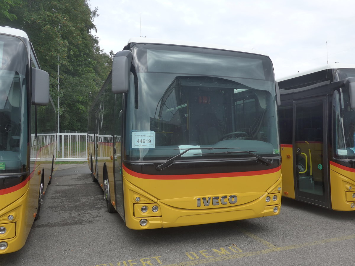 (219'351) - AutoPostale Ticino - PID 11'432 - Iveco am 2. August 2020 in Hendschiken, Iveco