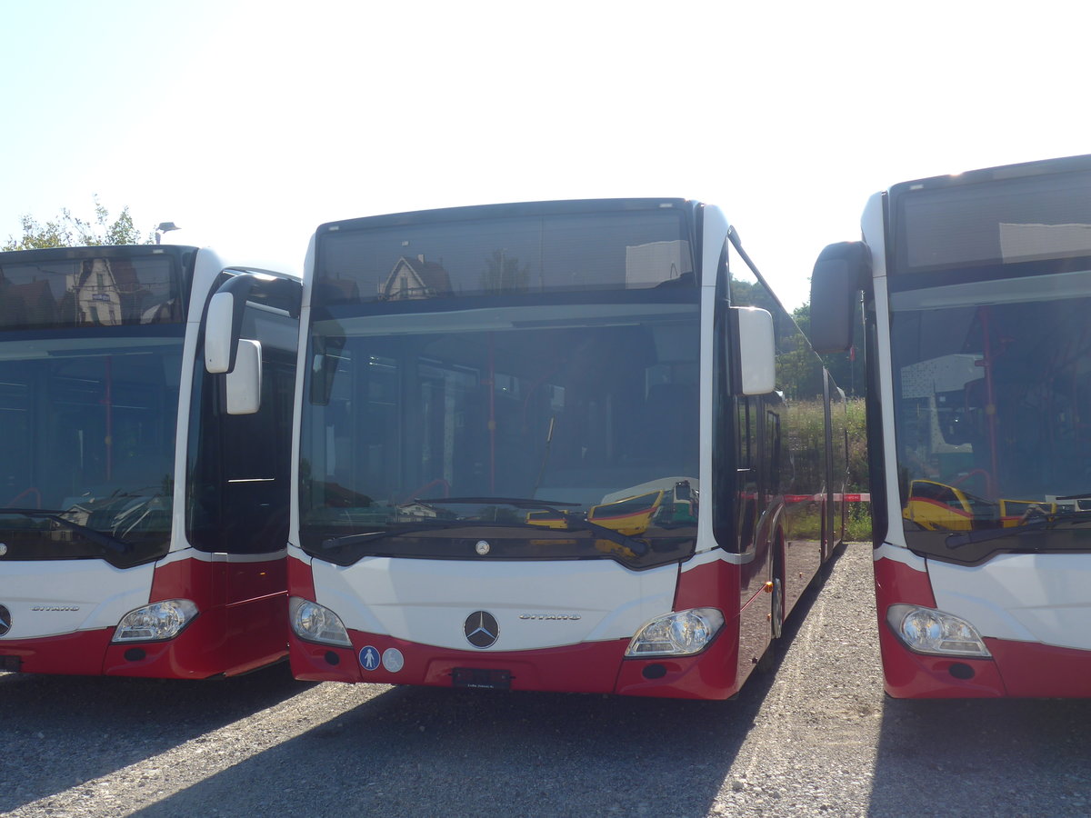 (220'590) - Intertours, Domdidier - (FR 300'484) - Mercedes (ex BLT Oberwil Nr. 98; ex Gschwindl, A-Wien Nr. 8410) am 12. September 2020 in Winterthur, EvoBus