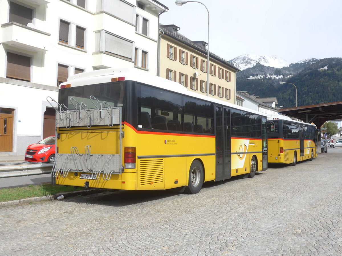 (221'510) - Marchetti, Airolo - TI 303'333 - Setra (ex Nr. 5) am 26. September 2020 beim Bahnhof Airolo