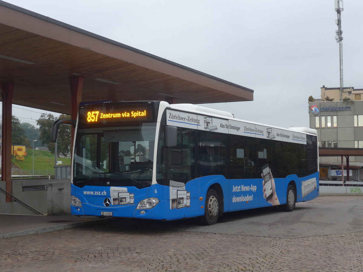 (221'785) - VZO Grningen - Nr. 6/ZH 41'406 - Mercedes am 12. Oktober 2020 beim Bahnhof Grningen