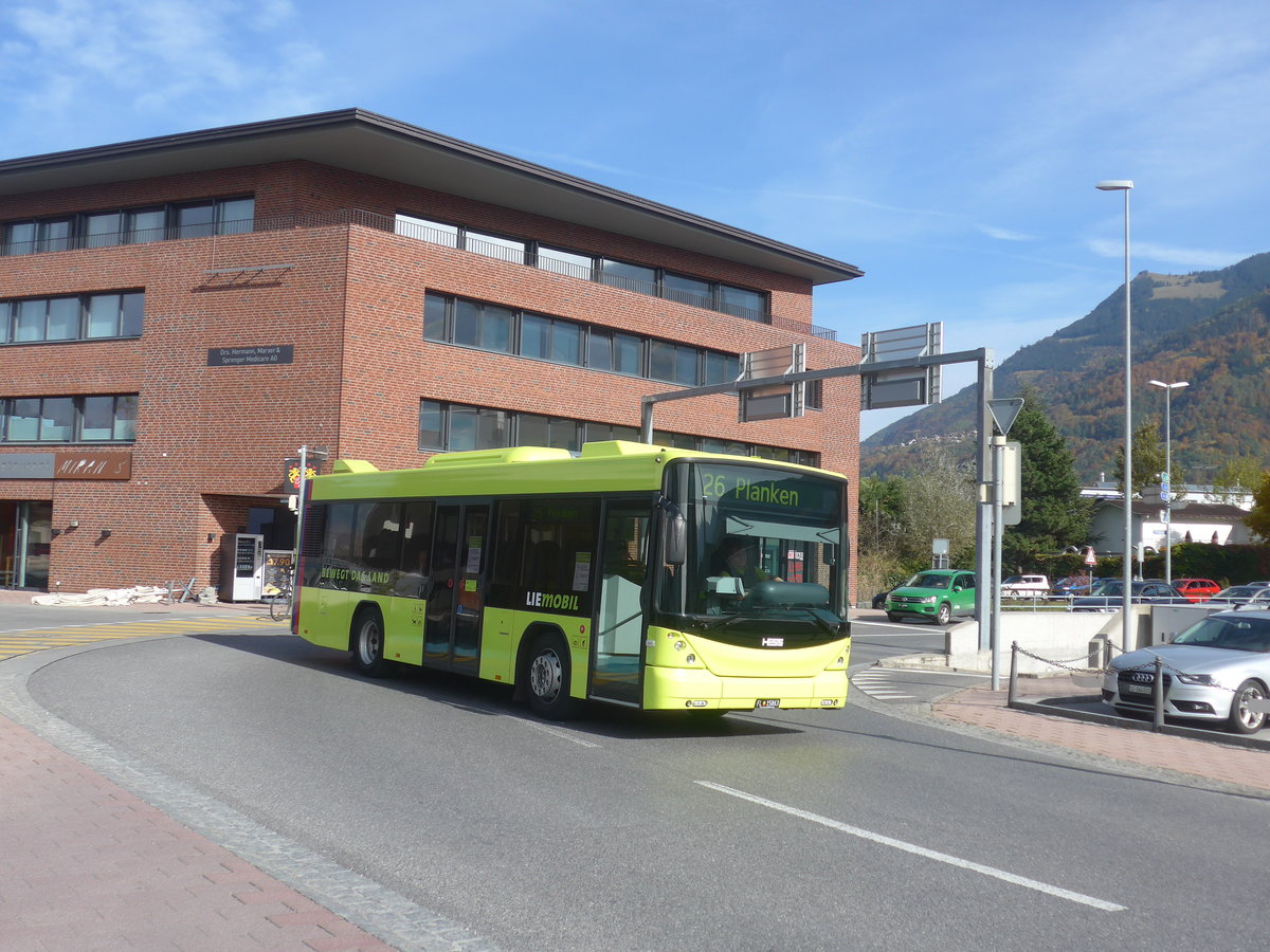 (222'423) - Jehle, Planken - FL 15'863 - Scania/Hess am 22. Oktober 2020 beim Bahnhof Schaan