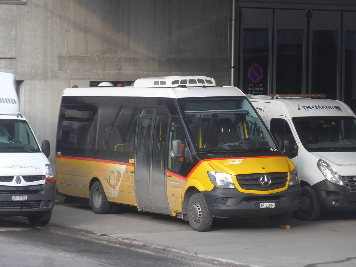 (223'253) - PostAuto Graubnden - GR 56'016 - Mercedes am 2. Januar 2021 in Chur, Garage