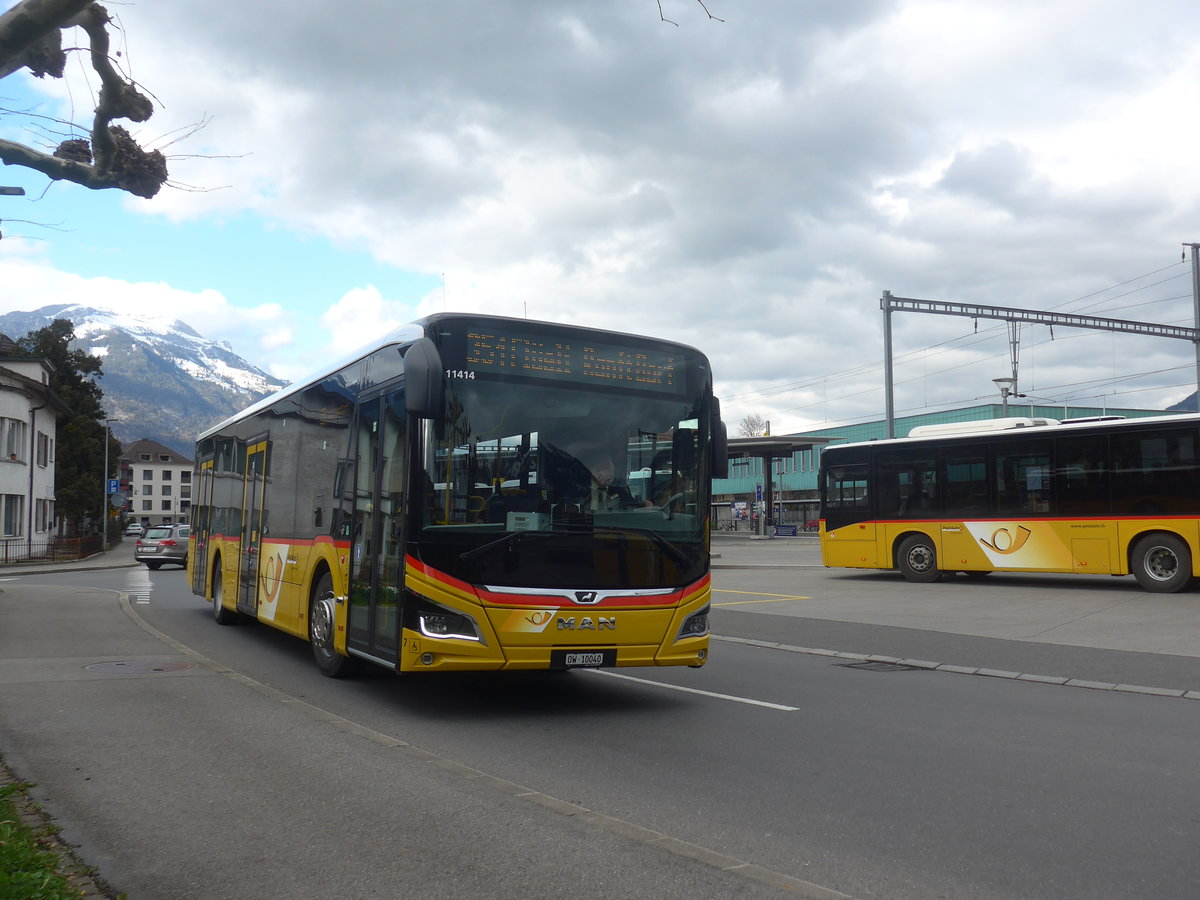 (224'471) - PostAuto Zentralschweiz - Nr. 7/OW 10'040 - MAN am 27. Mrz 2021 beim Bahnhof Sarnen