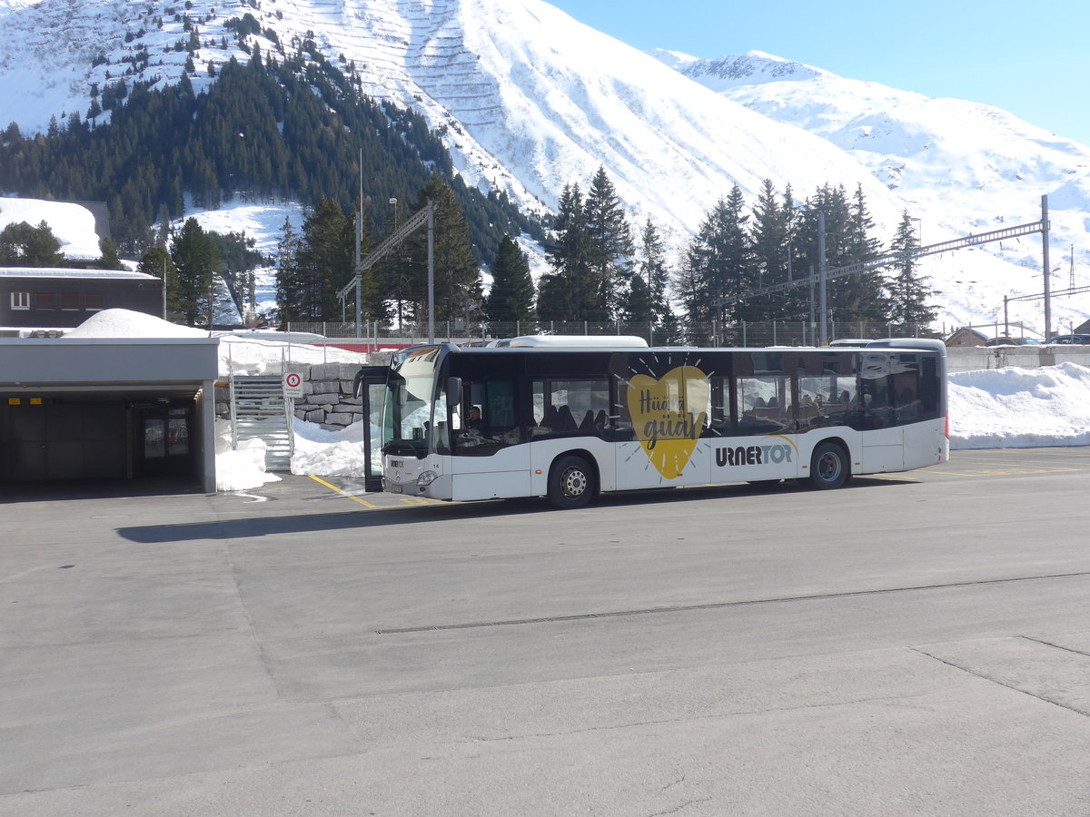 (224'540) - AAGU Altdorf - Nr. 14/UR 9347 - Mercedes am 28. Mrz 2021 in Andermatt, Bahnhofplatz