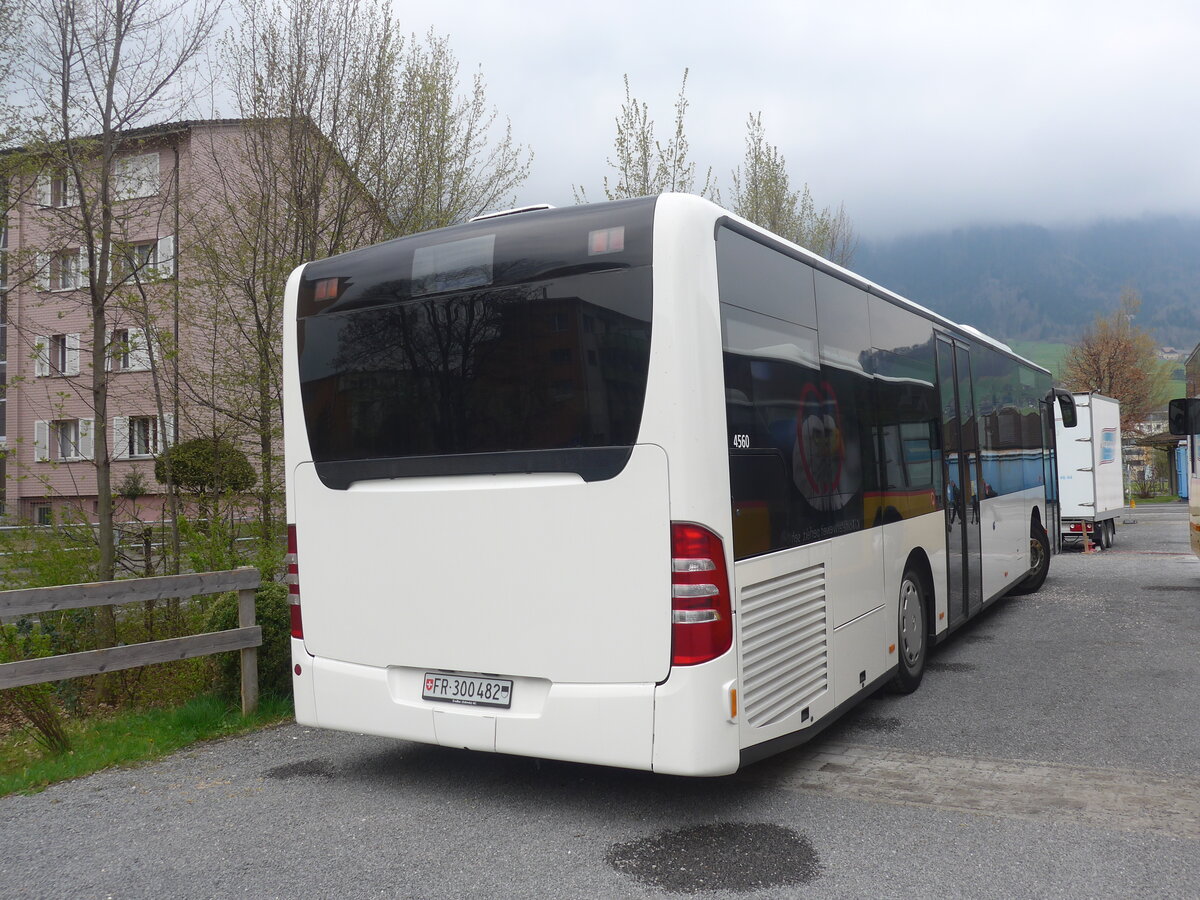 (225'079) - Intertours, Domdidier - Nr. 482/FR 300'482 - Mercedes (ex PostAuto Bern Nr. 9; ex Klopfstein, Laupen Nr. 9) am 18. April 2021 in Stans, Parkplatz Turmatt