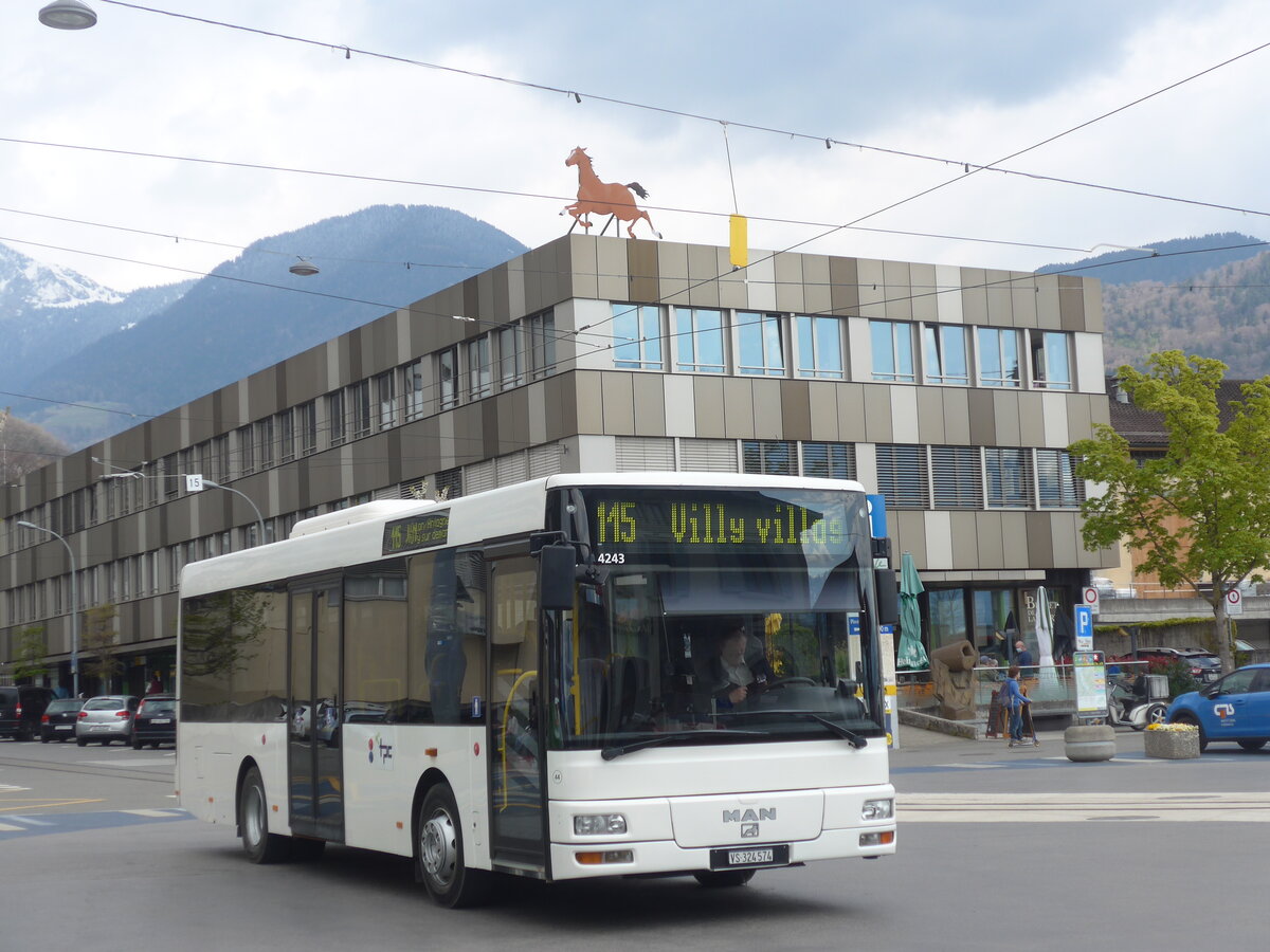 (225'149) - Interbus, Yverdon - Nr. 44/VS 324'574 - MAN (ex ARCC Aubonne; ex Rossier, Lussy) am 19. April 2021 beim Bahnhof Aigle (Einsatz TPC)