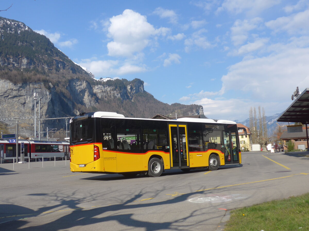 (225'182) - Flck, Brienz - Nr. 23/BE 868'723 - Mercedes am 21. April 2021 in Meiringen, Postautostation