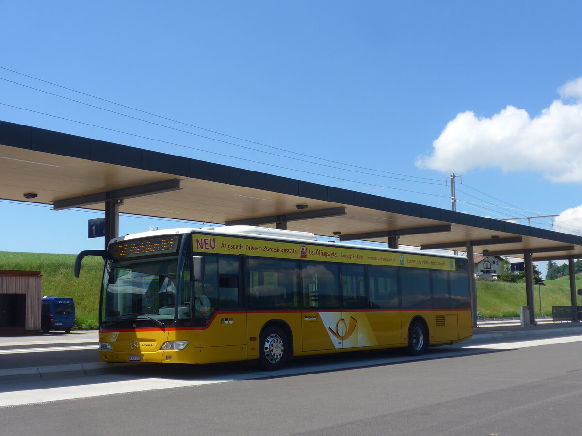 (225'875) - PostAuto Bern - Nr. 536/BE 734'536 - Mercedes am 13. Juni 2021 beim Bahnhof Biglen